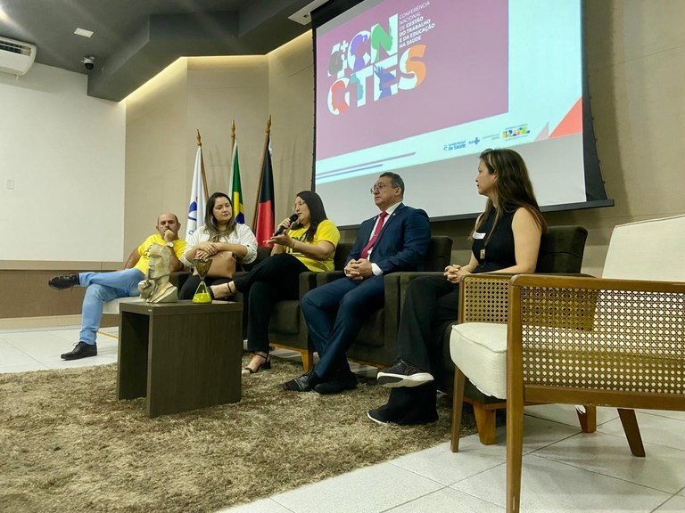 conferencia patos.jpeg